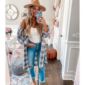 Vici Tanja Pocketed Shacket